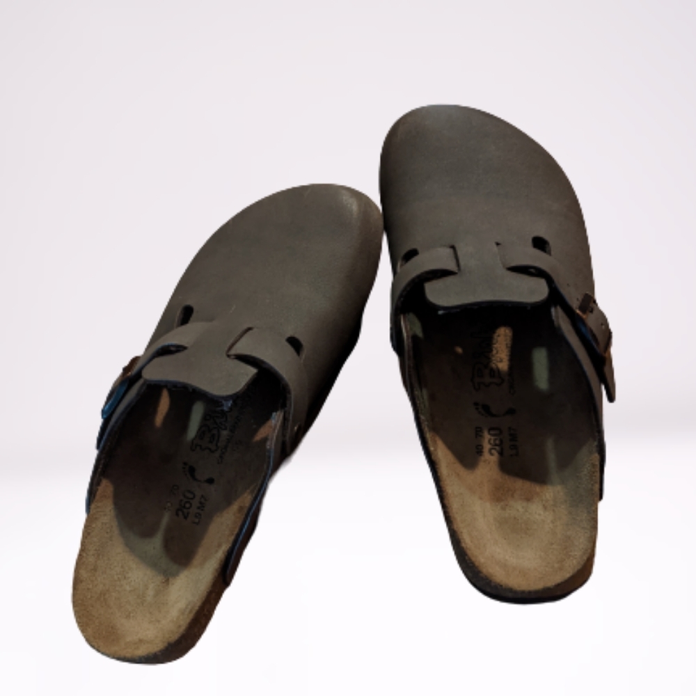 Birkenstock shoes, brown, size L9, M7, Unisex